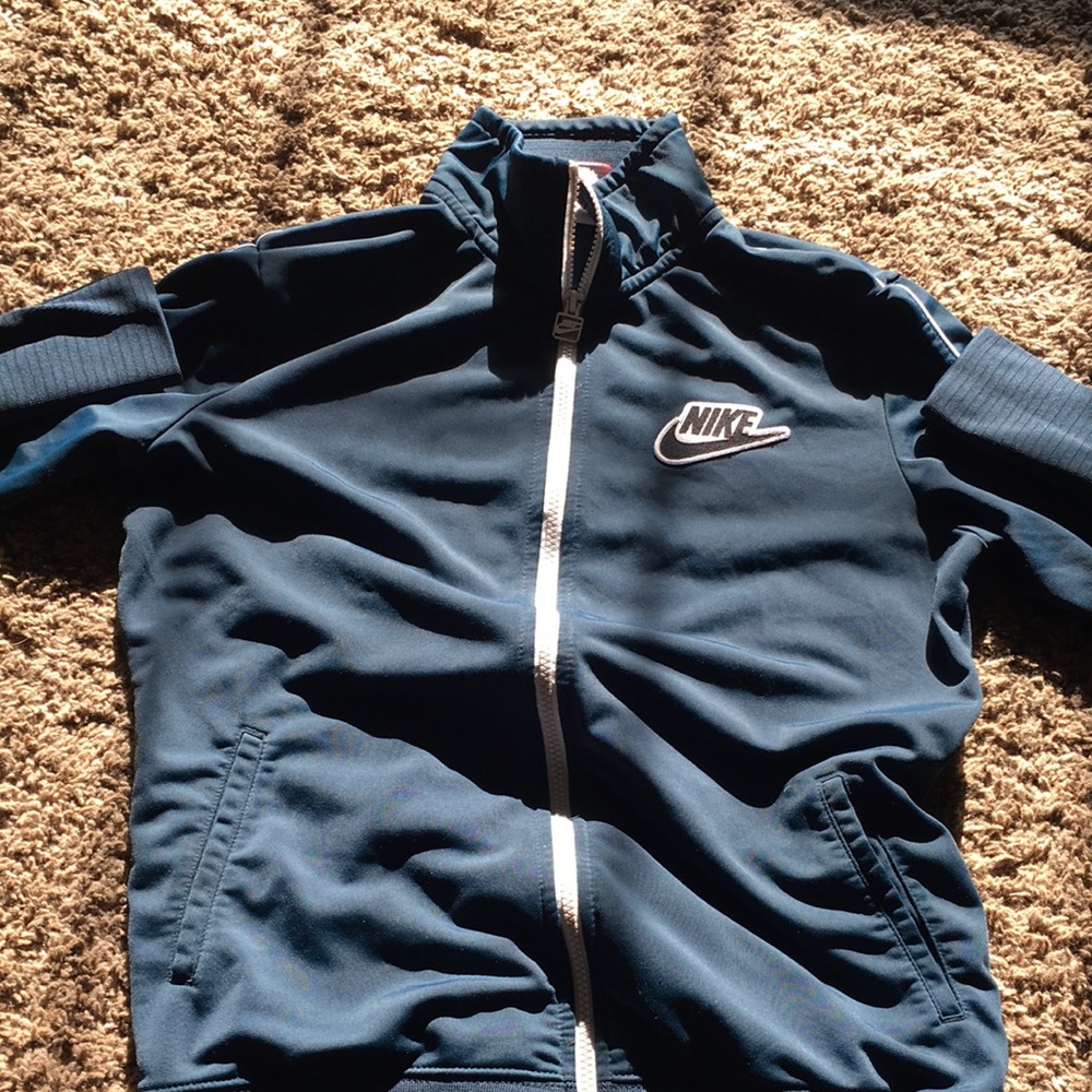 Women’s Nike Hoodie Size M